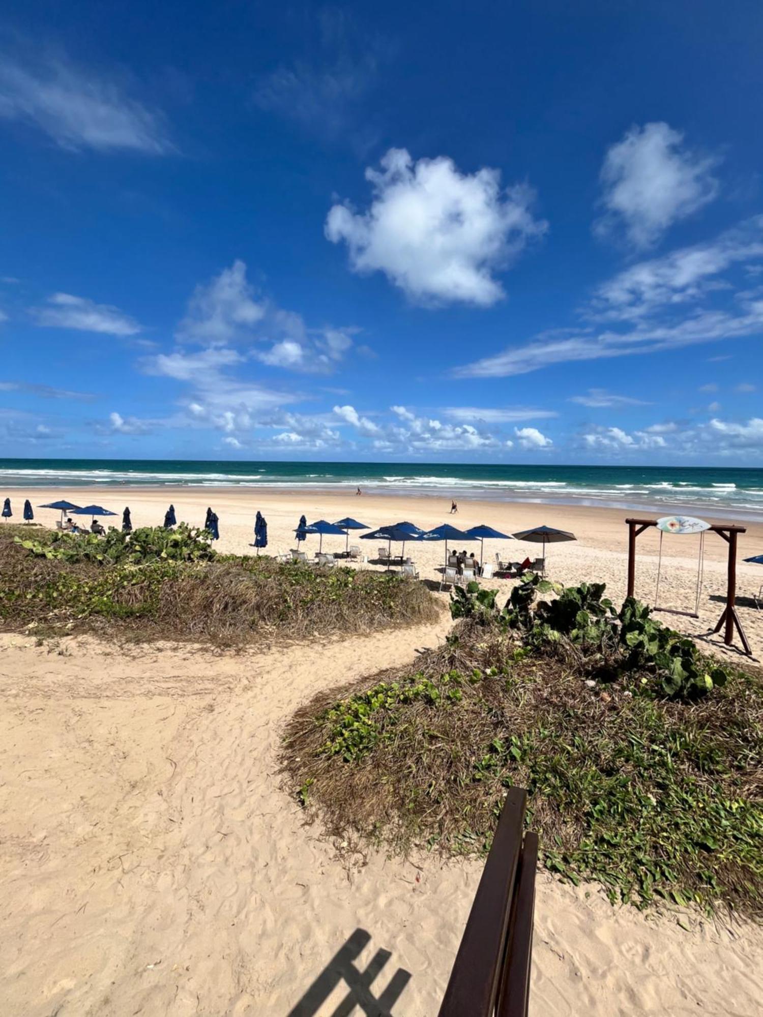 Resort Beira Mar Em Porto De Galinhas - Cupe Beach Living Porto de Galinhas Exterior photo